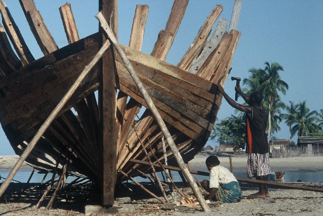 Construction de boutre à Belo-sur-Mer